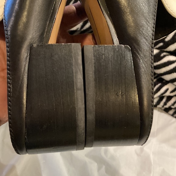 Dolce Vita Women’s White/Black Guitar Slip On Heel Mules Size 6 - Picture 9 of 11